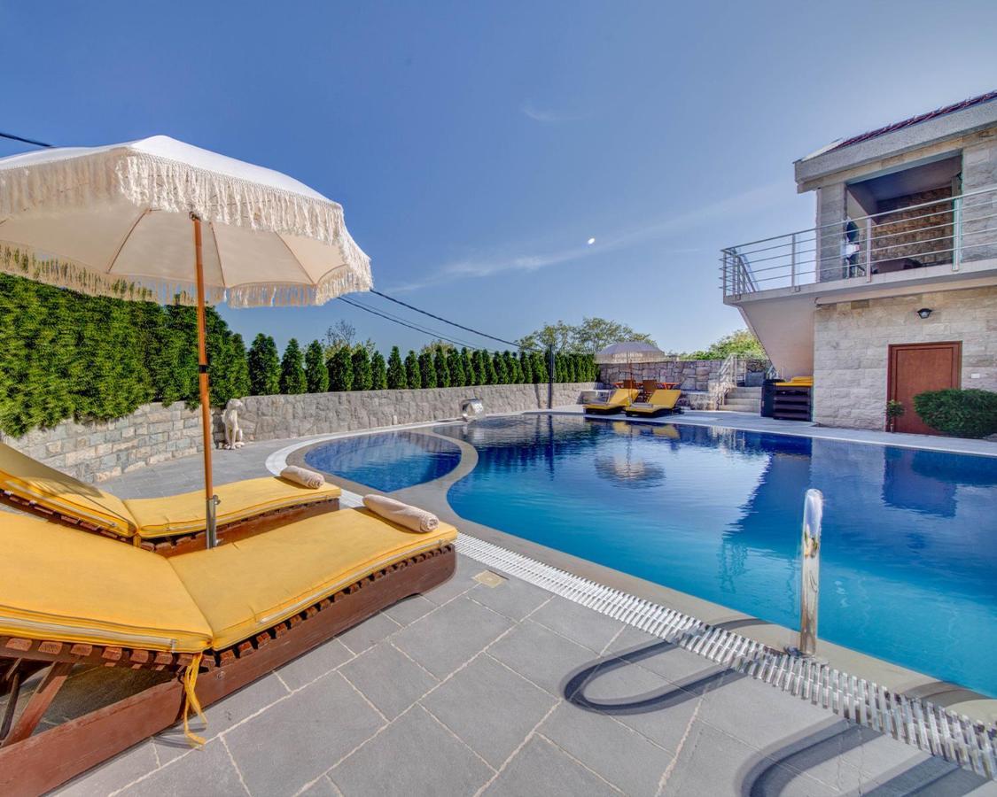 Villa Ilijana Tivat Bagian luar foto